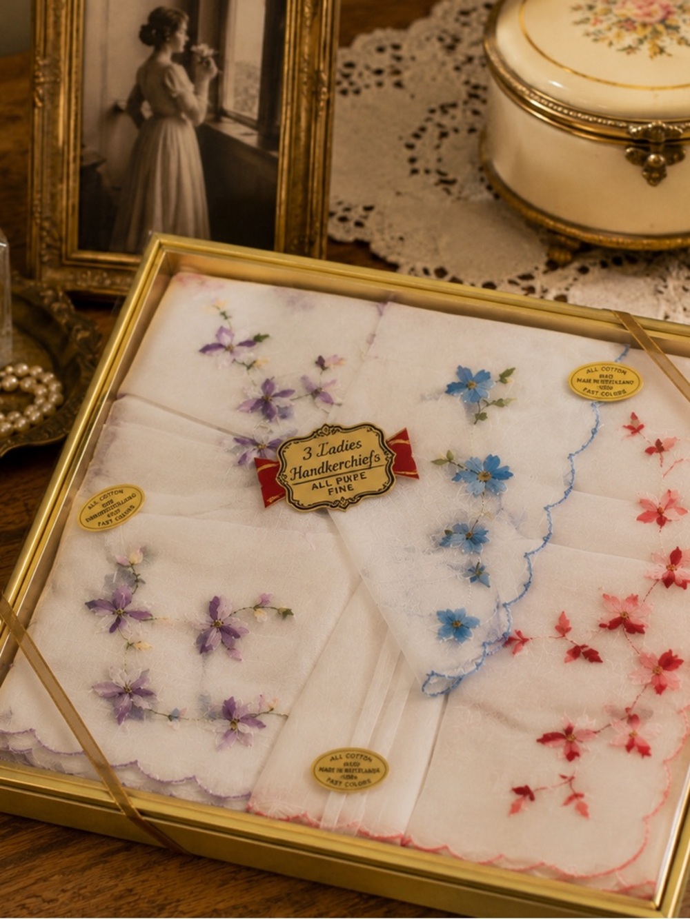 Vintage NOS Embroidered Ladies Handkerchiefs – Set of 3 in Original Gift Box